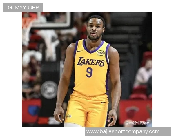 布朗尼谈比赛适应性提升对攻防战术掌握更加自如